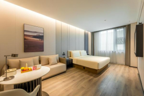 Atour Hotel Beijing South Railway Station North Square